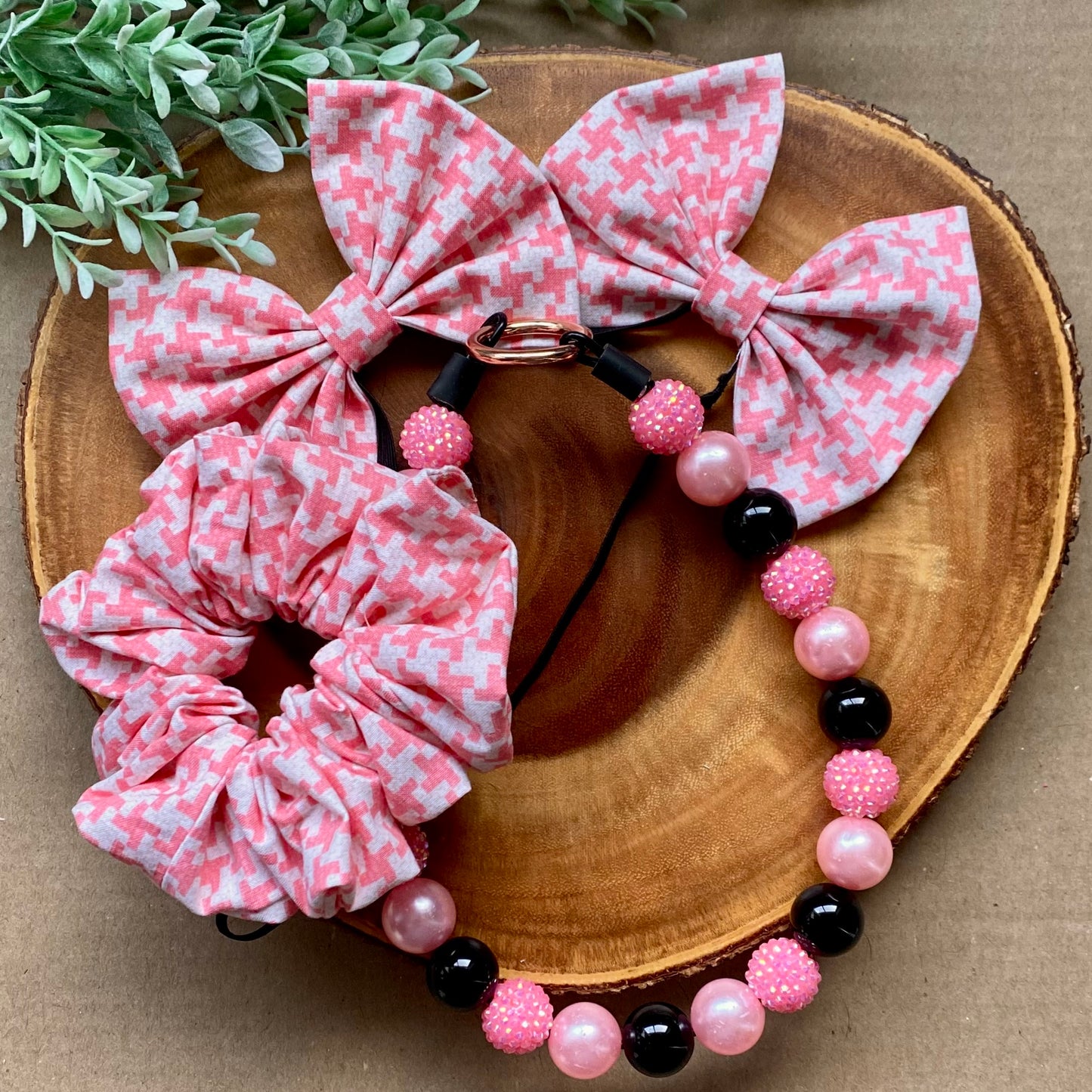 Houndstooth Jumbo Double Dog Bows