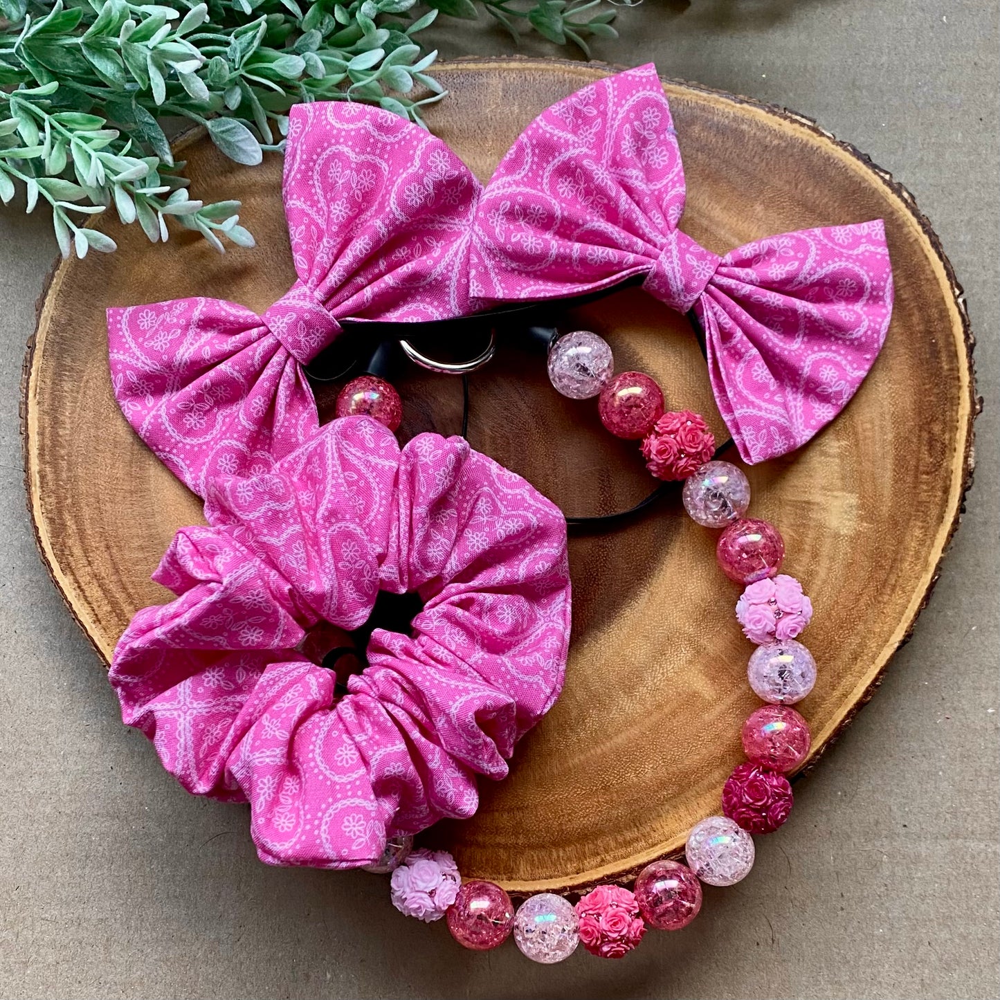 Pink peonies beaded dog collar by Bully Love Boutique with pink bubblegum beads and floral accents, stylish and vibrant.