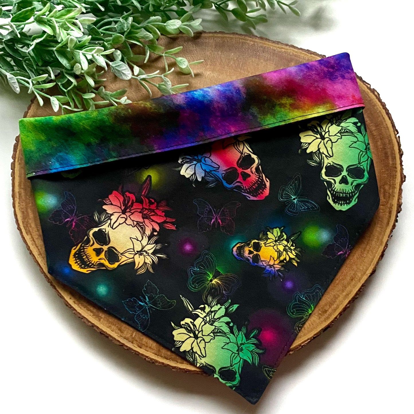 Tie-Dye Skulls Bandana