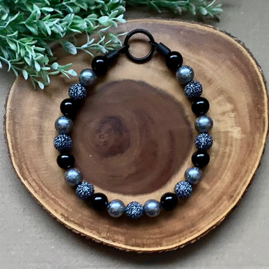 Monochrome Bubblegum Dog Beaded Collar