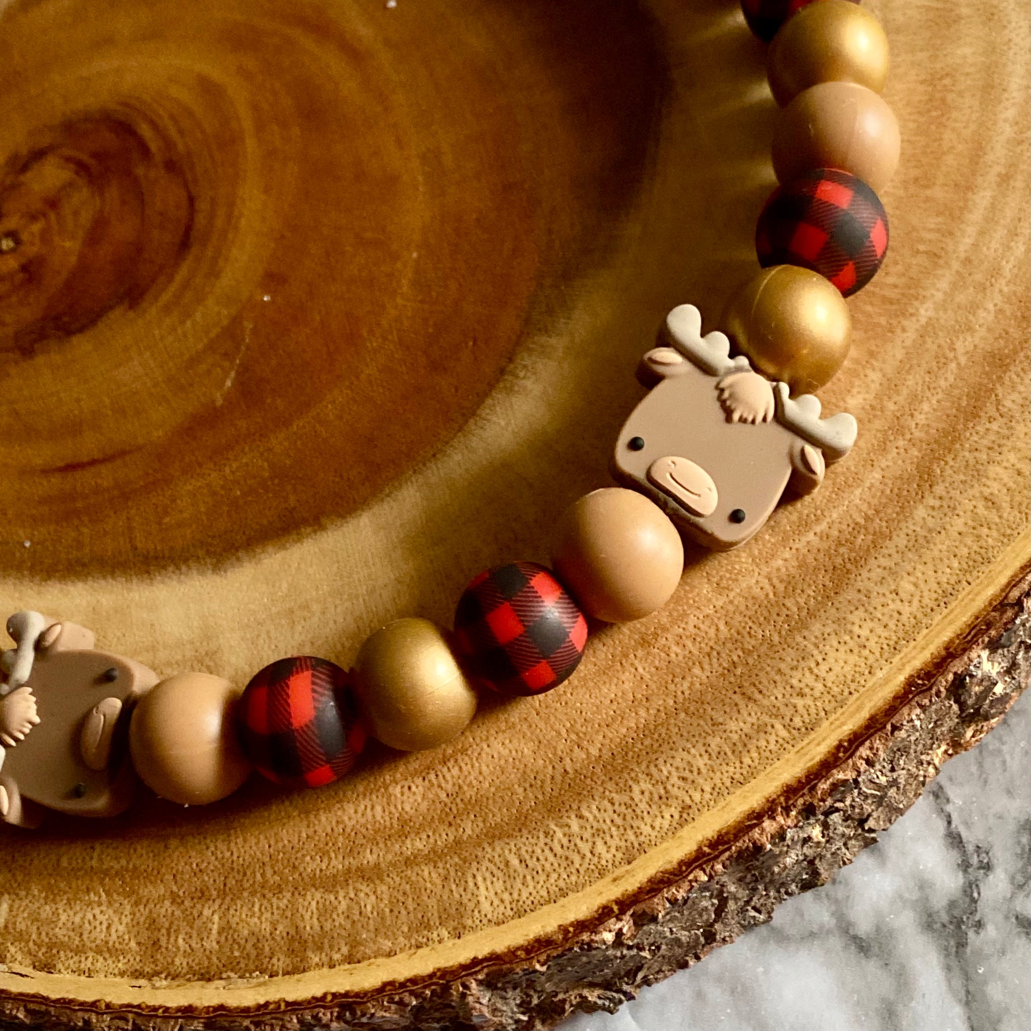 Moose Tracks Beaded Collar
