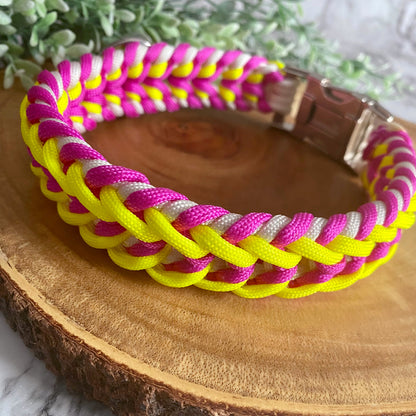 Paracord Collar Retro Barbie